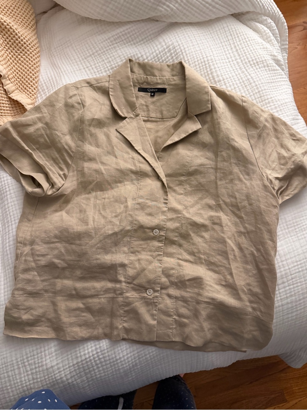 Quince Organic Linen Short Sleeve Button-Up Shirt size M - Picture 2 of 4